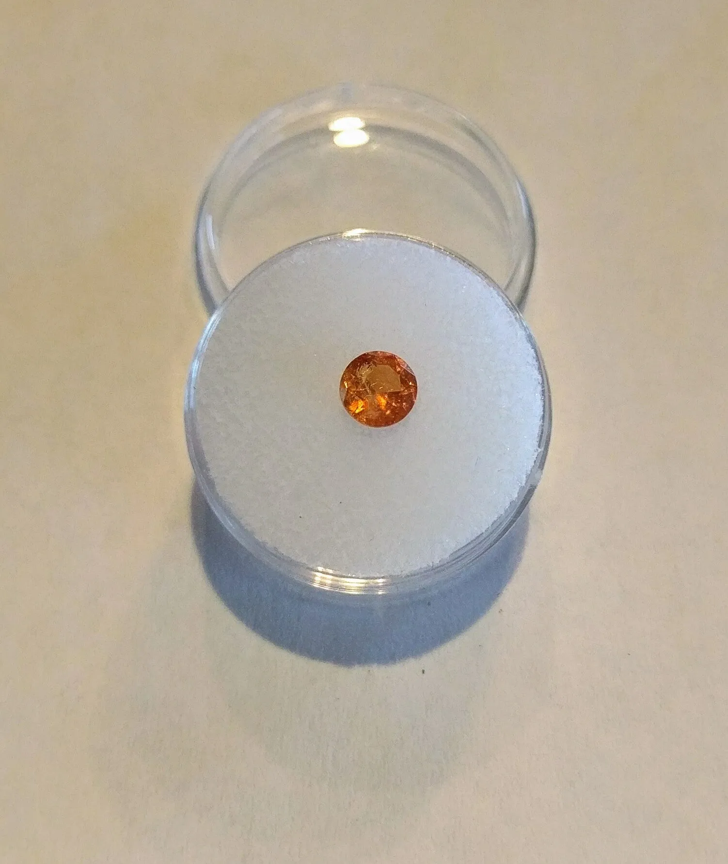 0.9ct EXCELLENT FANTA ORANGE SPESSARTINE