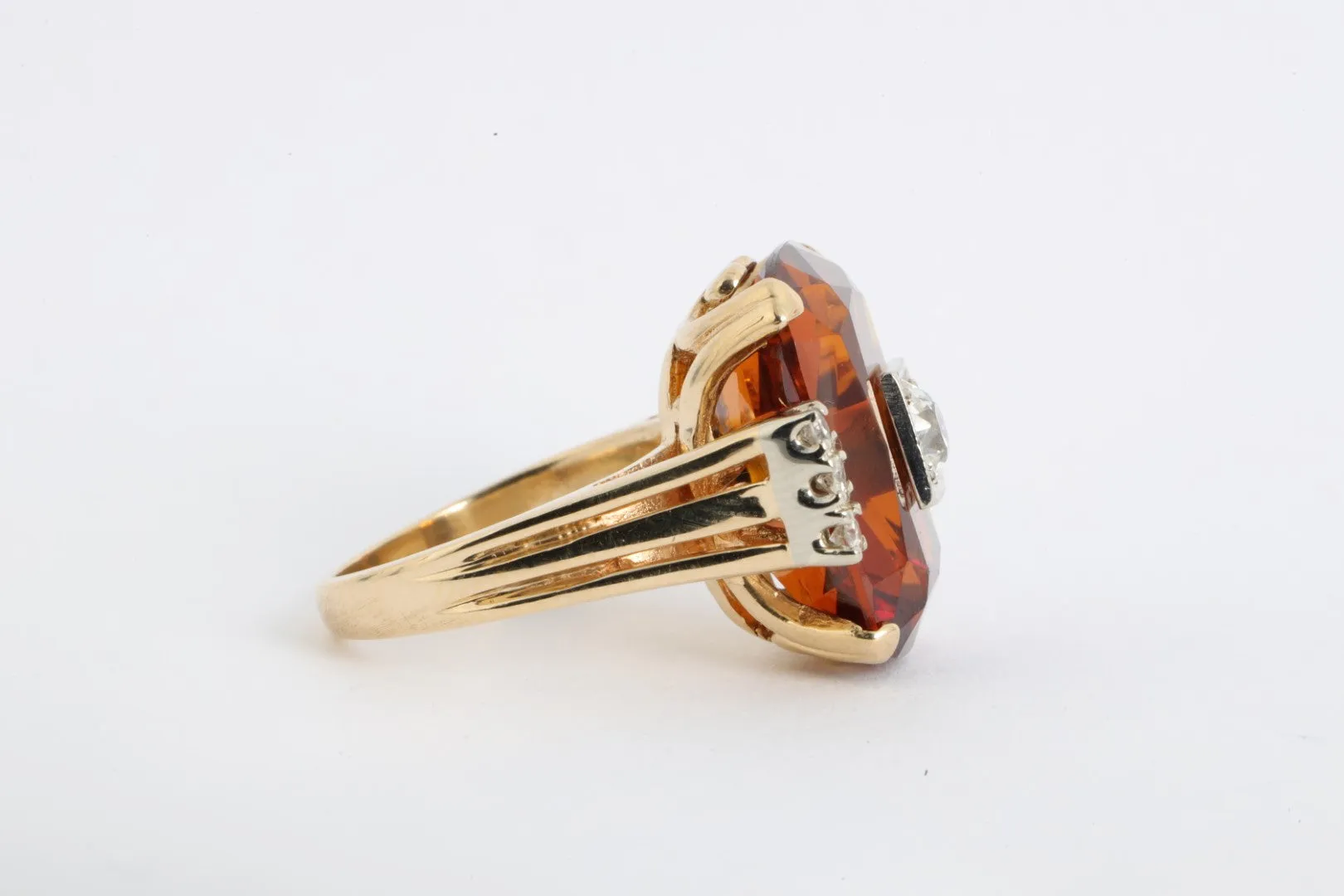 14k Yellow Gold 23.40tcw Amber 0.63tcw Diamond Ring Size 6 (10.42g.)