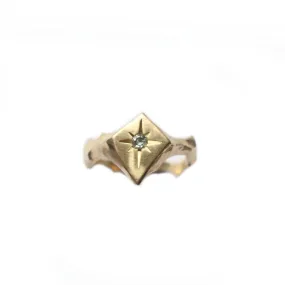 14k Yellow Gold Kite Signet