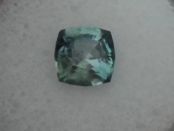 2.16 CTS. VERY FANCY SQUARE CUT, BLUE COLOR, MONTANA SAPPHIRE