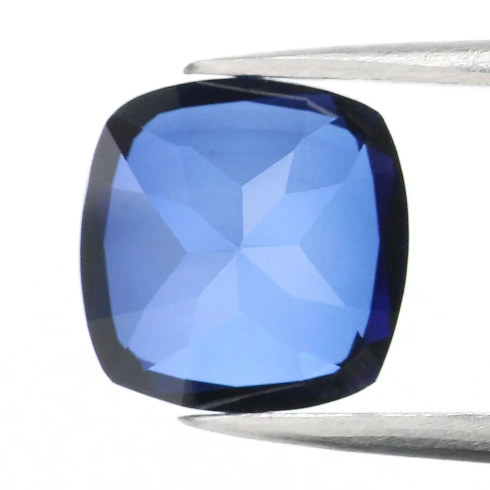 2.74 Ct Blue Color Created Sapphire Cushion Gemstone VS1 Clarity 8.00 MM GN33