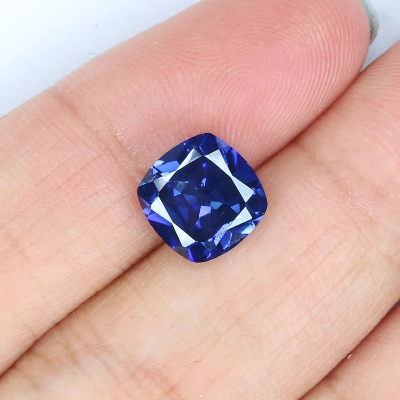 2.74 Ct Blue Color Created Sapphire Cushion Gemstone VS1 Clarity 8.00 MM GN33