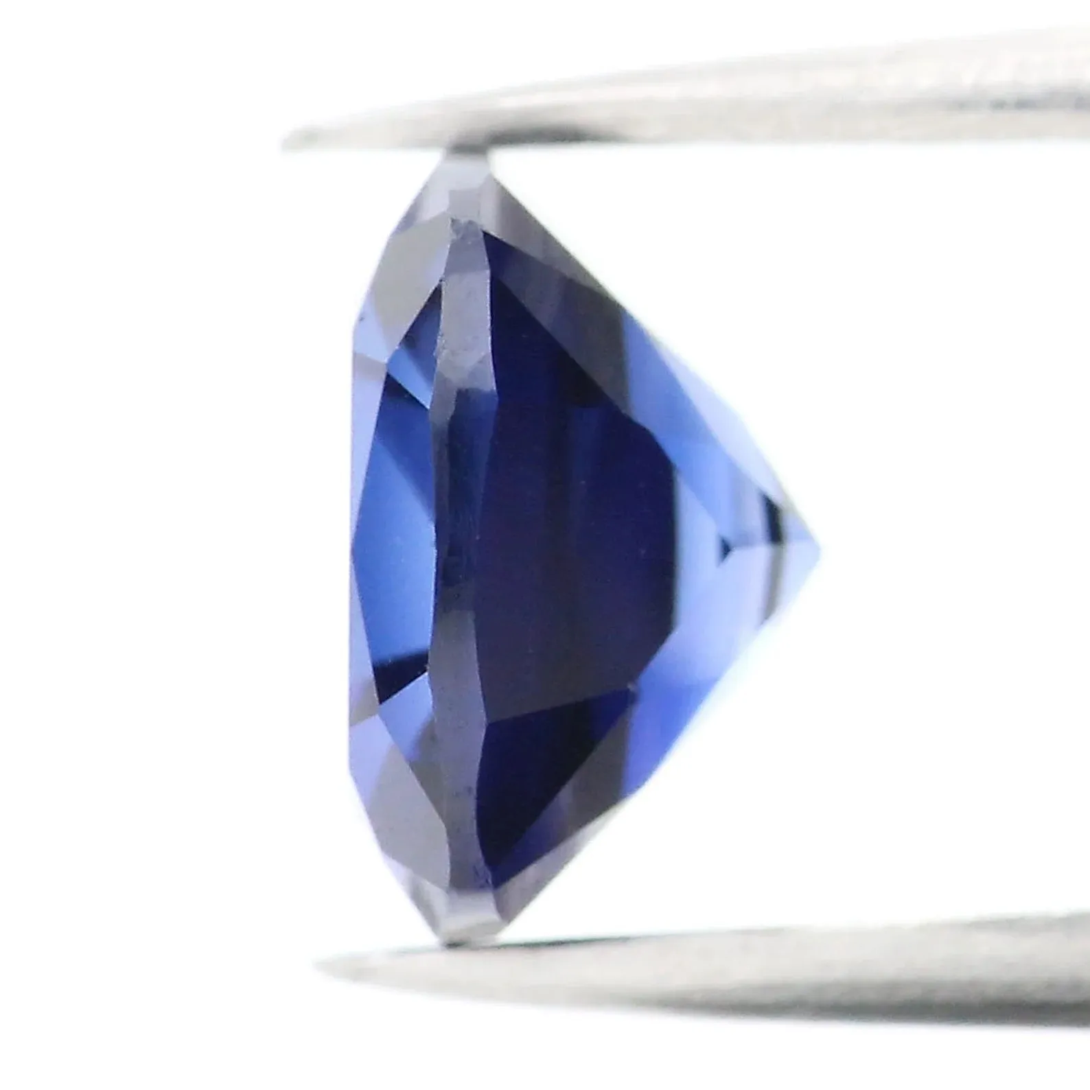 2.74 Ct Blue Color Created Sapphire Cushion Gemstone VS1 Clarity 8.00 MM GN33