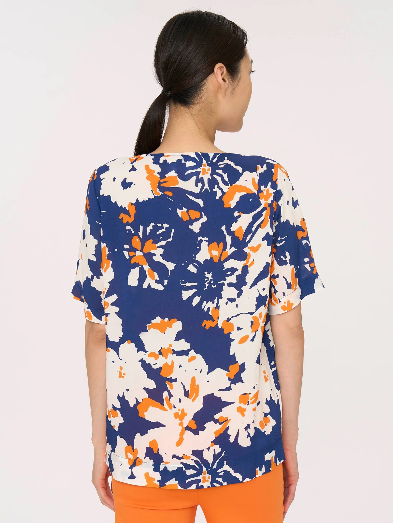 Blusa girocollo con maniche corte in Ecoseta - Fant. Persimmon Orange