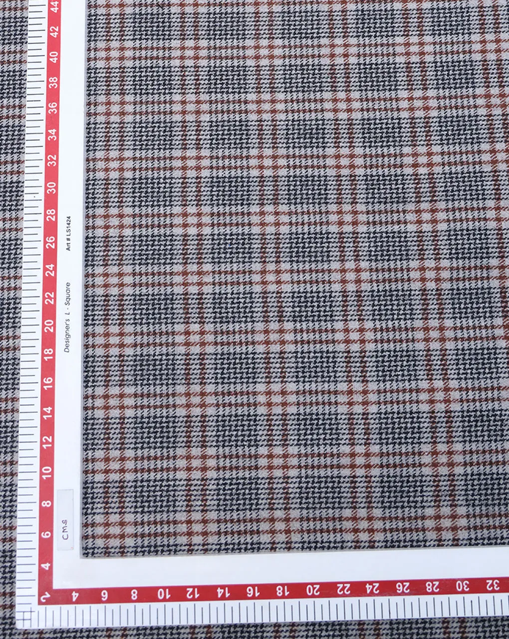 CHECKS WOOLEN TWEED FABRIC (WIDTH 54 INCHES)