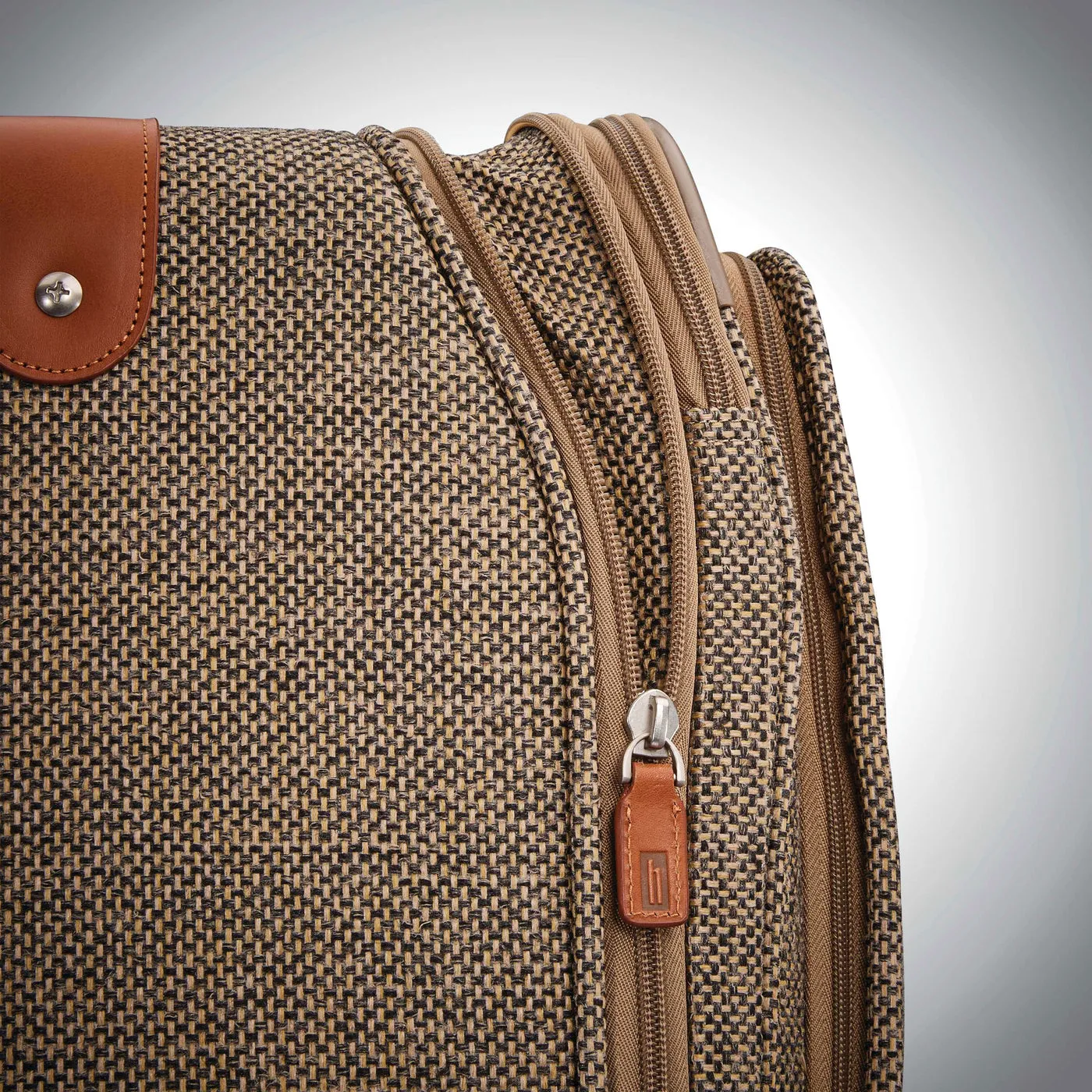 Hartmann  Hartmann Tweed Legend Extended Journey Expandable Spinner