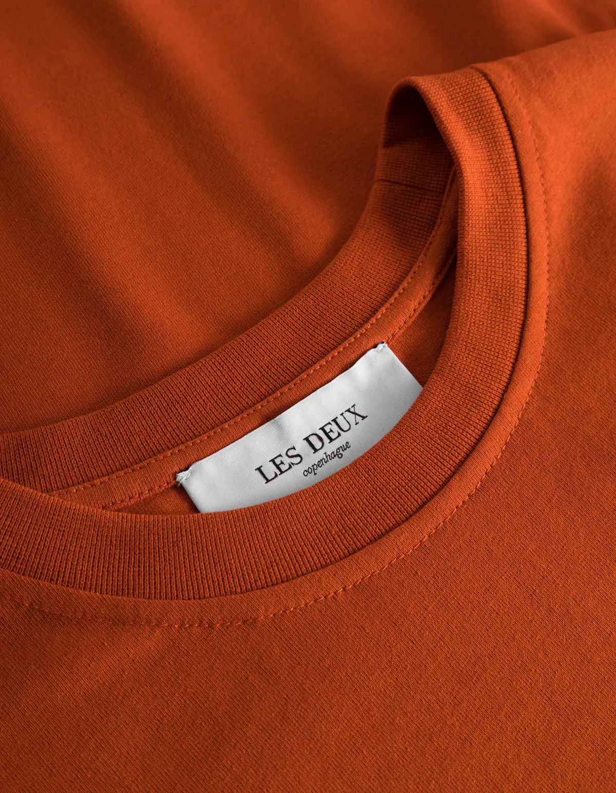 LES DEUX   Crew T-Shirt Terracotta/Court Orange