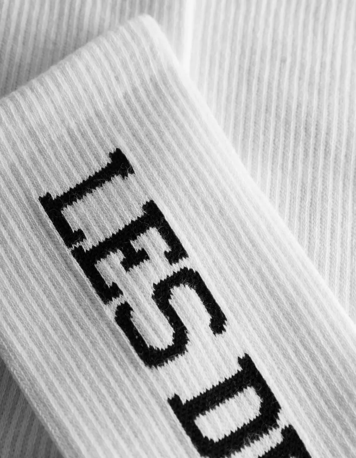 LES DEUX   Les Deux Vertigo 2-Pack Rib Socks White/Black