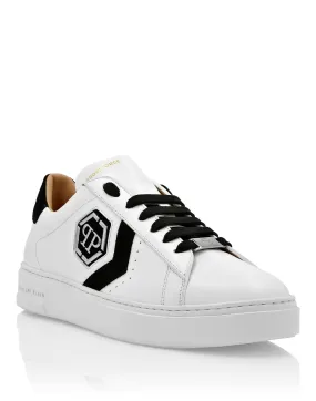 Lo-Top Leather Arrow Force Sneakers