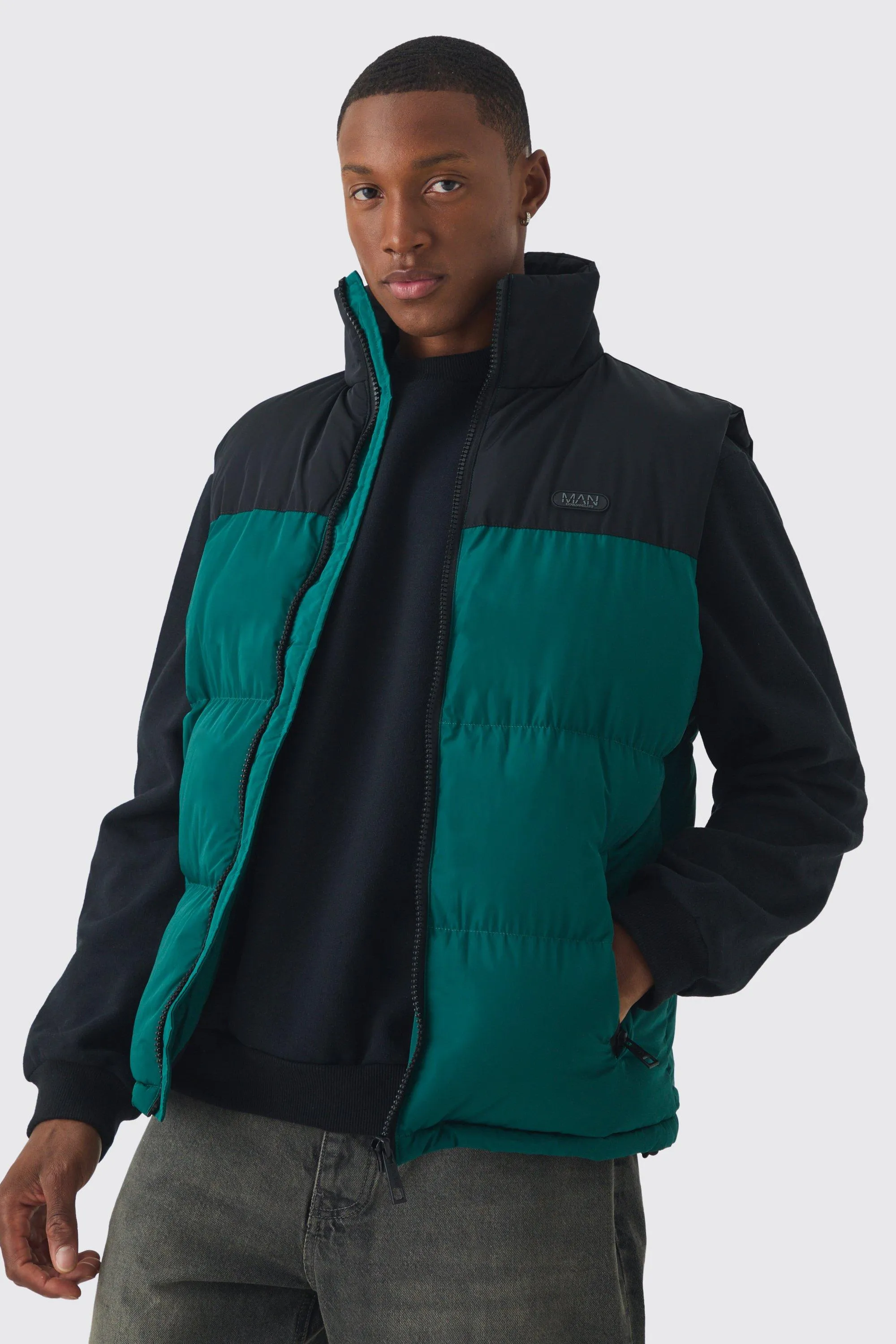 Man Tab Color Block Puffer Funnel Neck Vest In Green