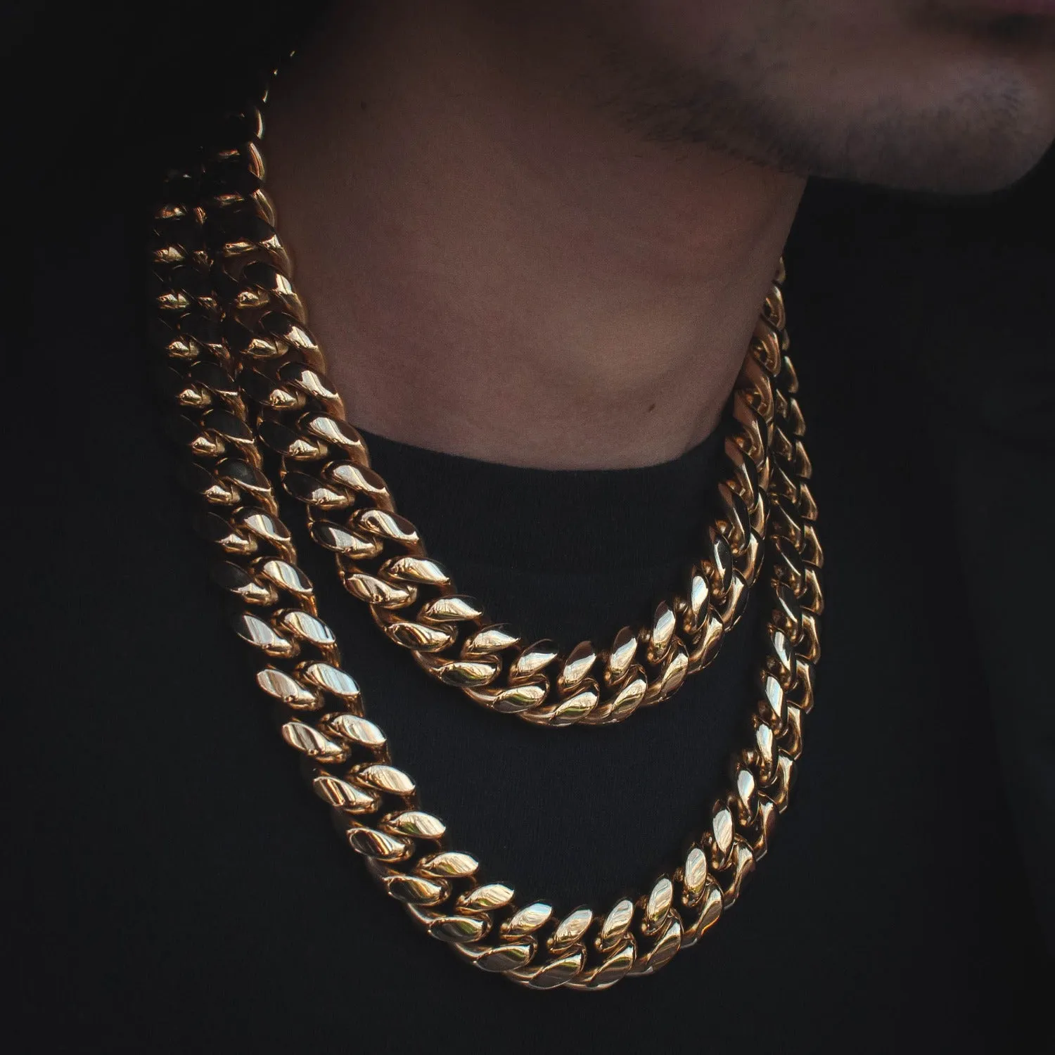 Miami Cuban Link Chain in Yellow Gold (18mm)