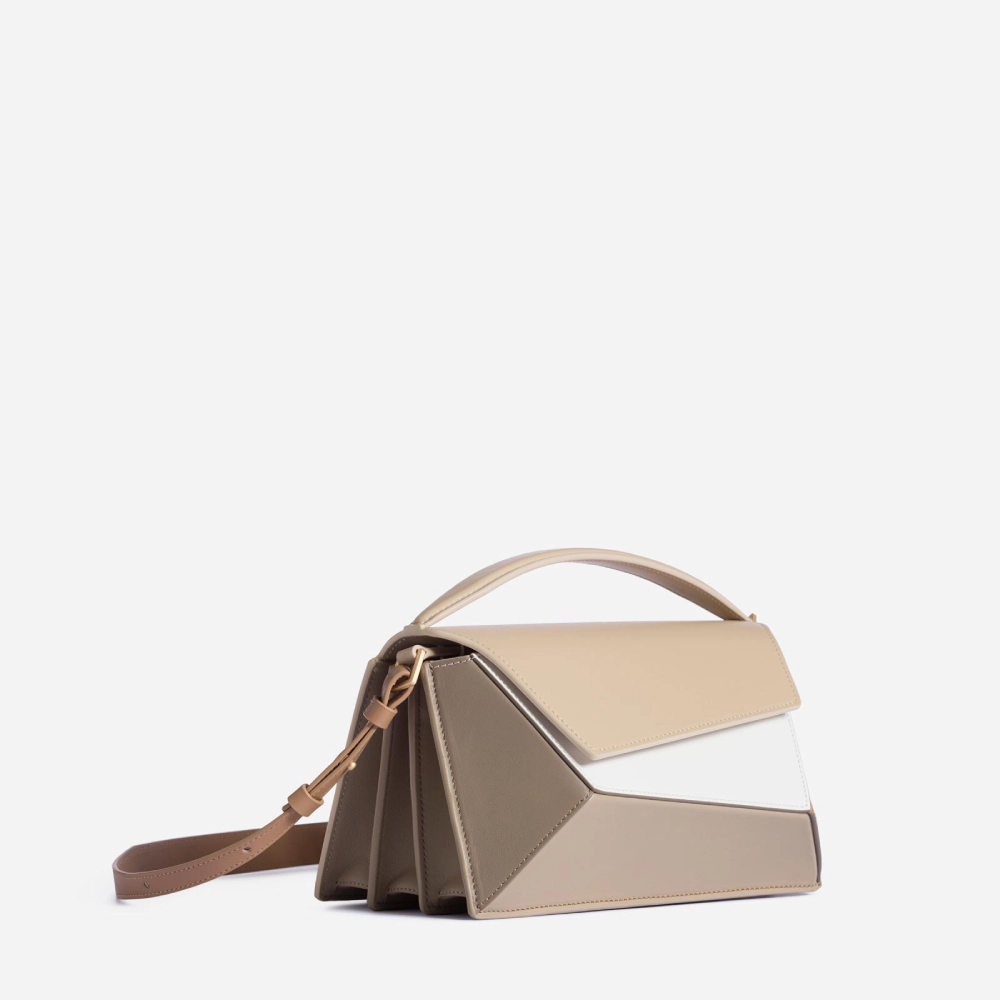 --Small naomi milky bag-