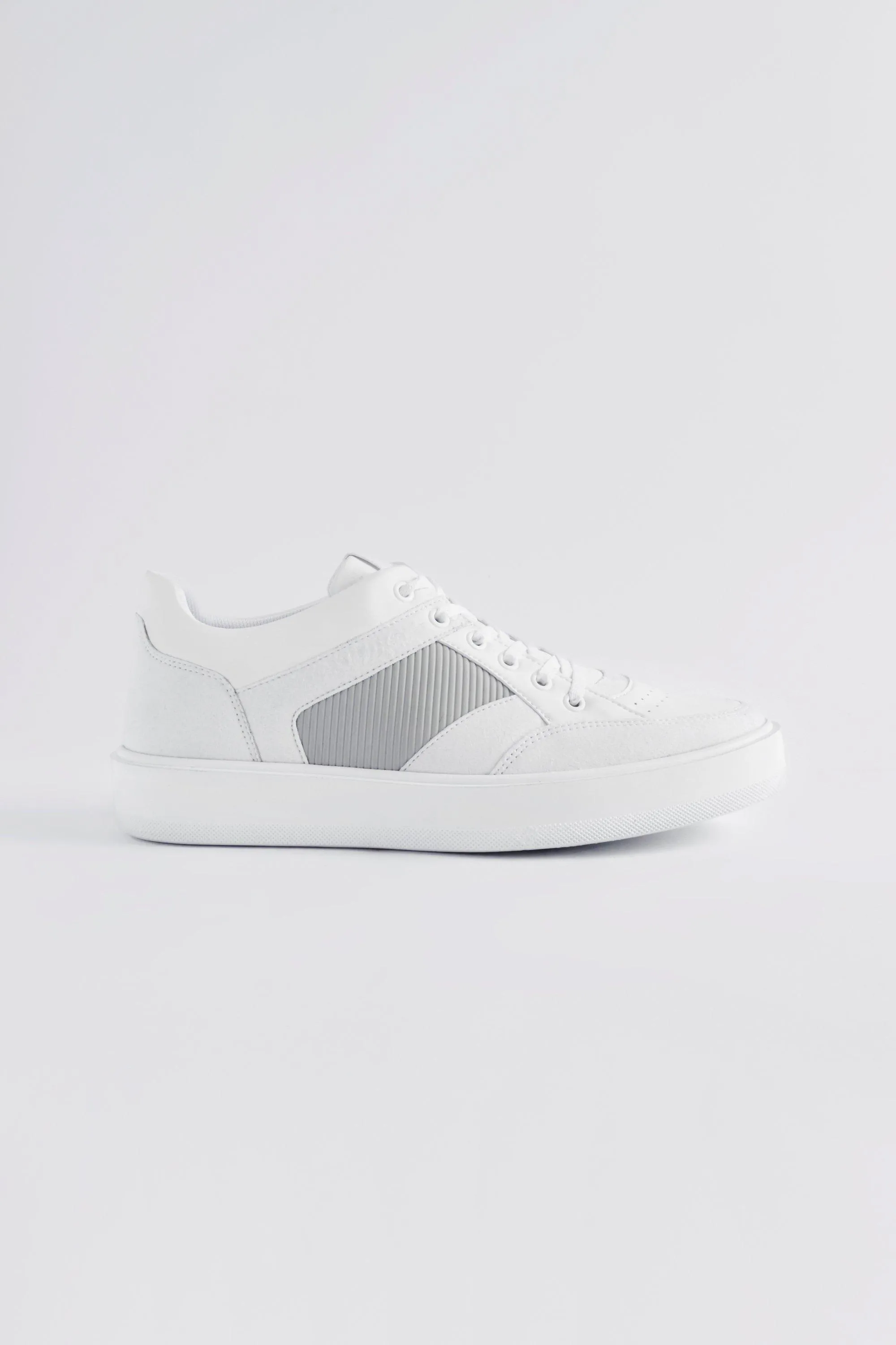 Tonal Contrast Panel Sneakers