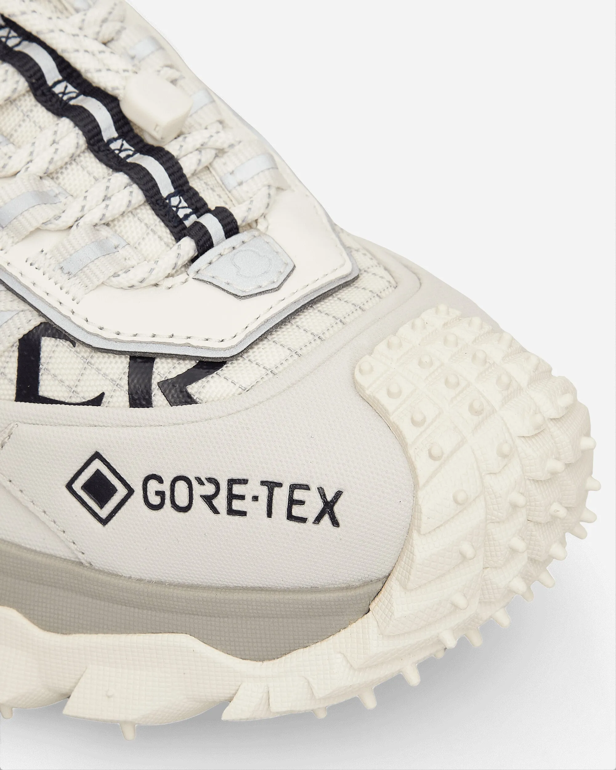 Trailgrip GORE-TEX Low Sneakers White